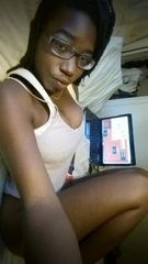 Fotos Bobbi negra gostosa mostrou as tetas na webcam